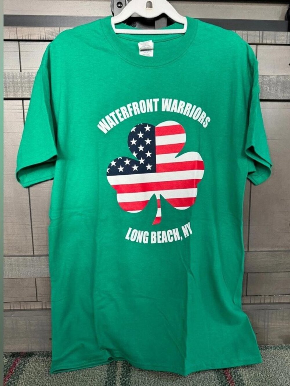 Gildan Women's Green T-shirt